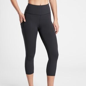 Athleta Ultimate Stash Pocket Capri 2X